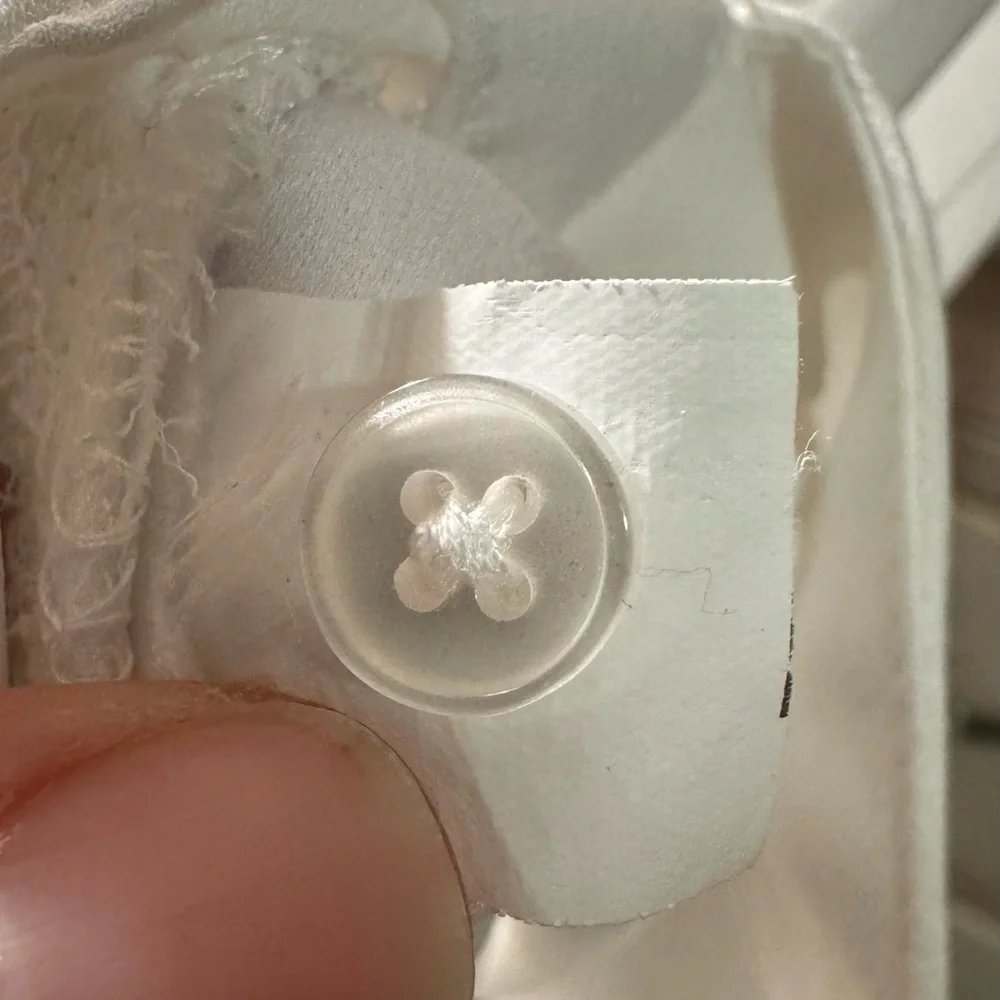 Jones New York Classic White Button Down Shirt - Picture 6 of 6